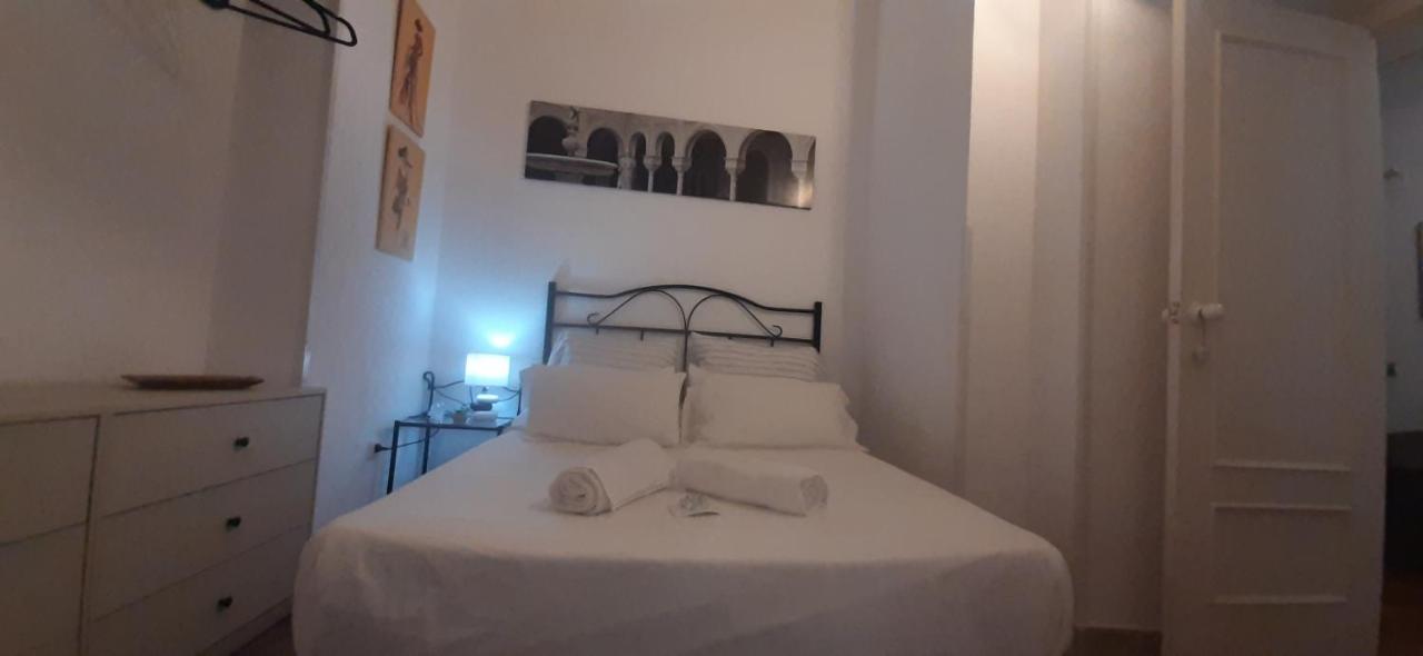 Apartamento Descalzos Sevilla Eksteriør bilde