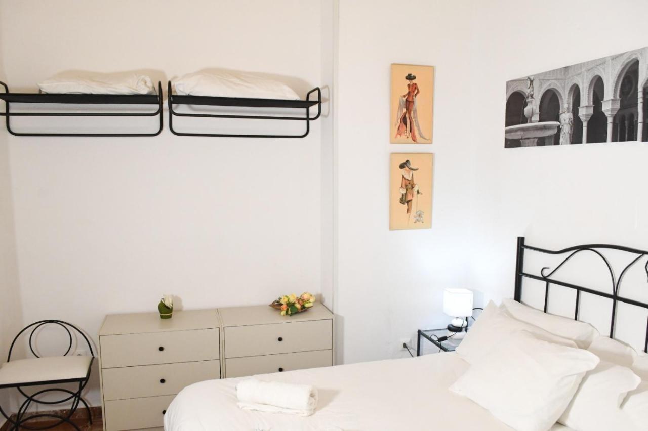 Apartamento Descalzos Sevilla Eksteriør bilde